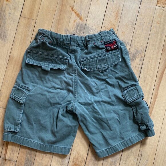 Army green cargo shorts - Picture 3 of 6